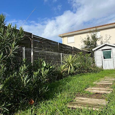 Maison Diane Arena, Gendarmerie, Rocade Villa Bouliac Exterior foto